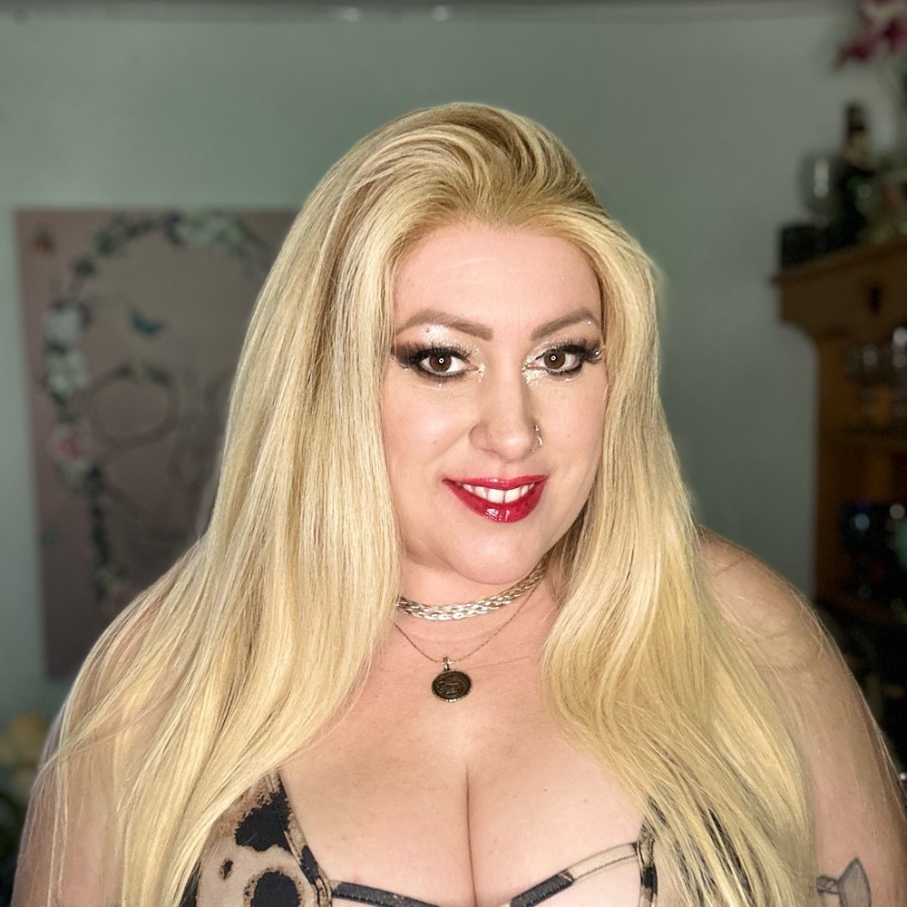 Meet your Posher, Zabrina